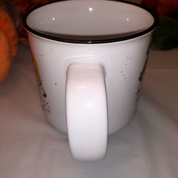 Disney Hocus Pocus “I Am A Sanderson Sister” White Mug - Picture 3 of 4